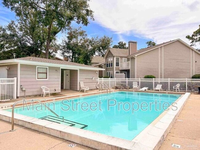 Building Photo - 7171 N 9th Ave