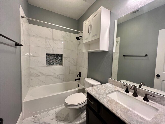 Building Photo - 8832 Ashbloom Ln