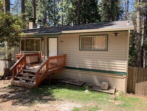 Building Photo - 3 bedroom 2 bathroom home near Sly Park Lake for rent!