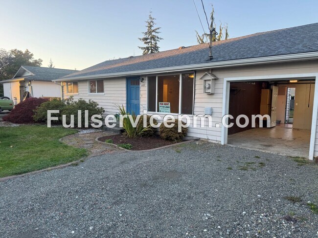Building Photo - 607 106th Pl SW