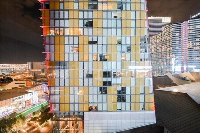 Building Photo - 3722 S Las Vegas Blvd