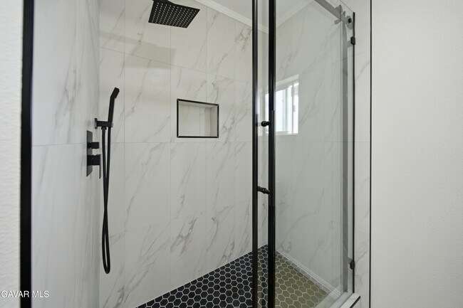 Building Photo - 2059 Shasta St