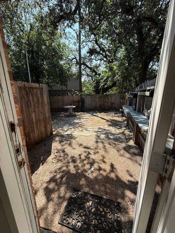 Building Photo - 3405 Willowrun Cove