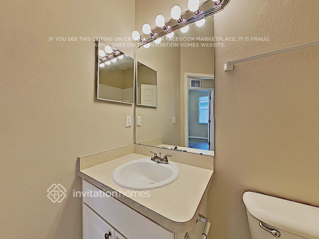 Building Photo - 16312 Bridgeglade Ln