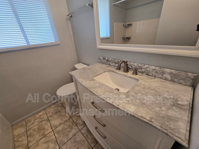 Building Photo - 3308 E Camelback Rd