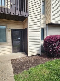 Building Photo - 306 Pacific Dr