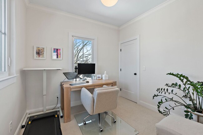 Building Photo - Luxury 12 South Living! $13,000 per month ...