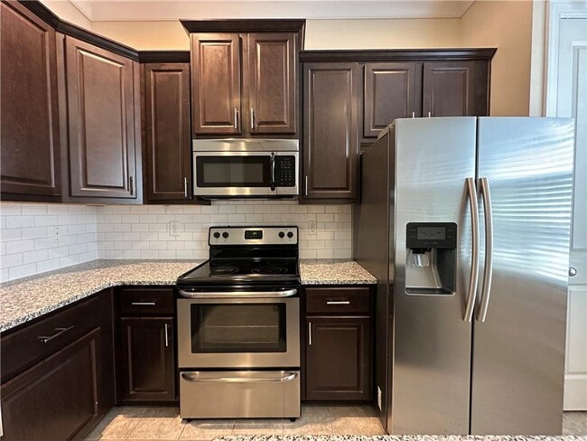 Building Photo - 2417 Tenor Ln