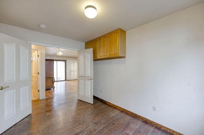 Building Photo - 3359 Billings Dr