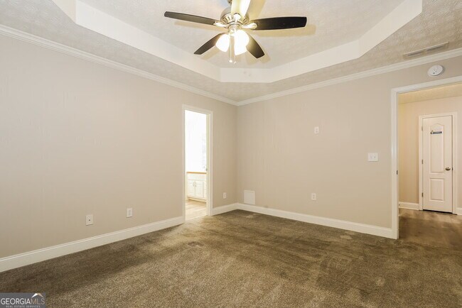 Building Photo - 208 Pebble Creek Dr
