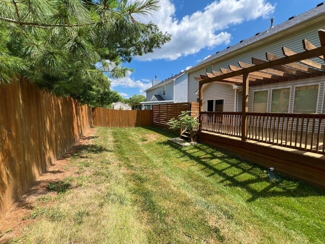 Building Photo - COMING SOON: Charming 3-Bedroom Home with ...