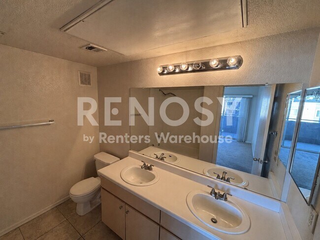 Building Photo - Beautiful Condo The Cliff At North Mountain!