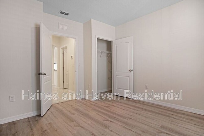 Building Photo - 3189 Royal Tern Dr