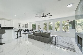 Building Photo - 3805 Overlook Ct
