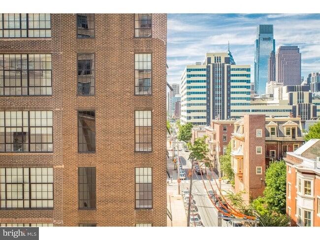 Building Photo - 600 N Broad St