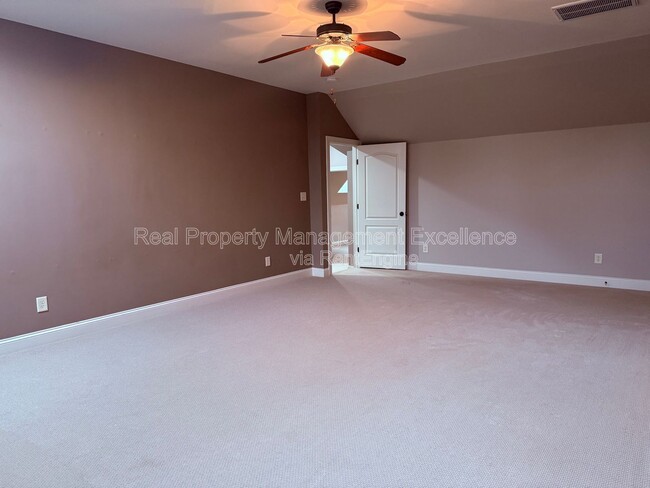 Building Photo - 4008 Enfield Ridge Dr