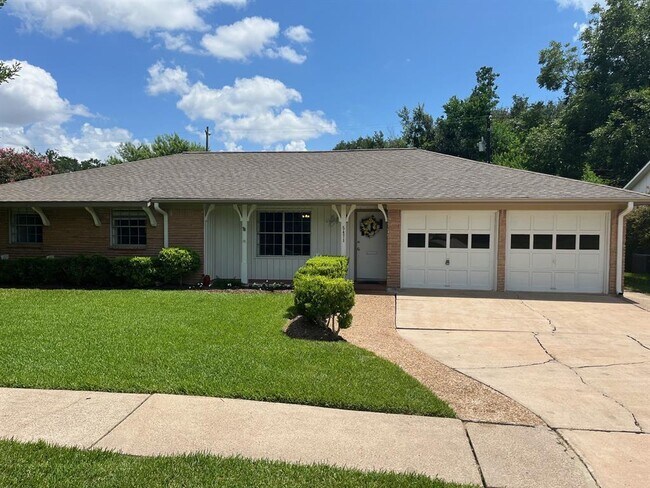 Building Photo - 5471 Kuldell Dr