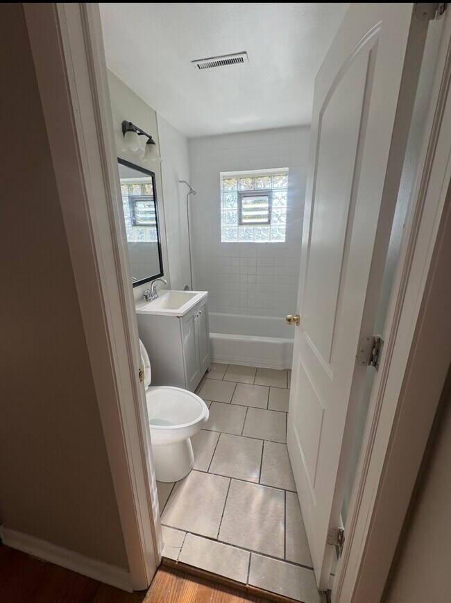 Building Photo - 18446 Torrence Ave