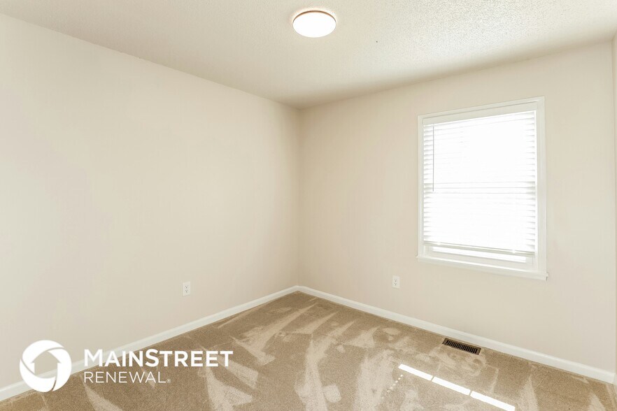 Building Photo - 810 Rowell St