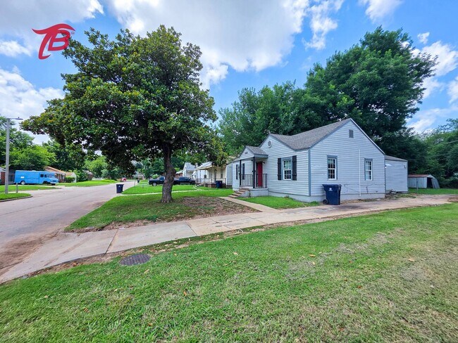 Building Photo - 1153 Windemere Ave
