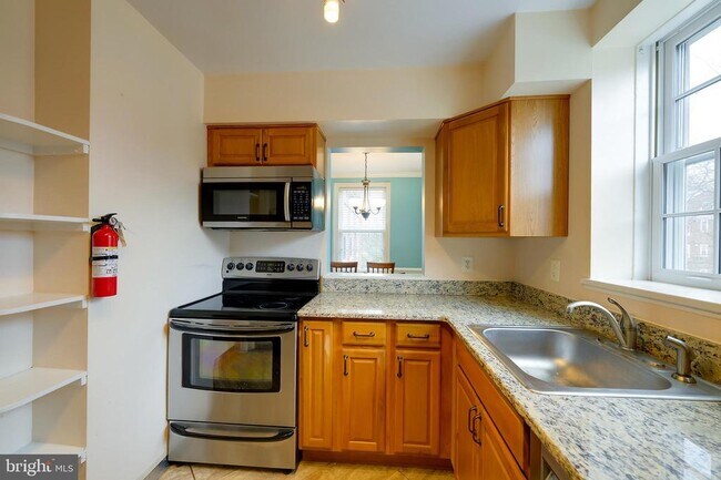 Building Photo - 3541 39th St NW