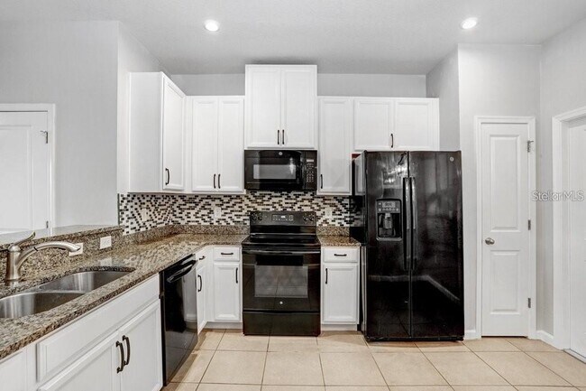 Building Photo - 10976 Verawood Dr