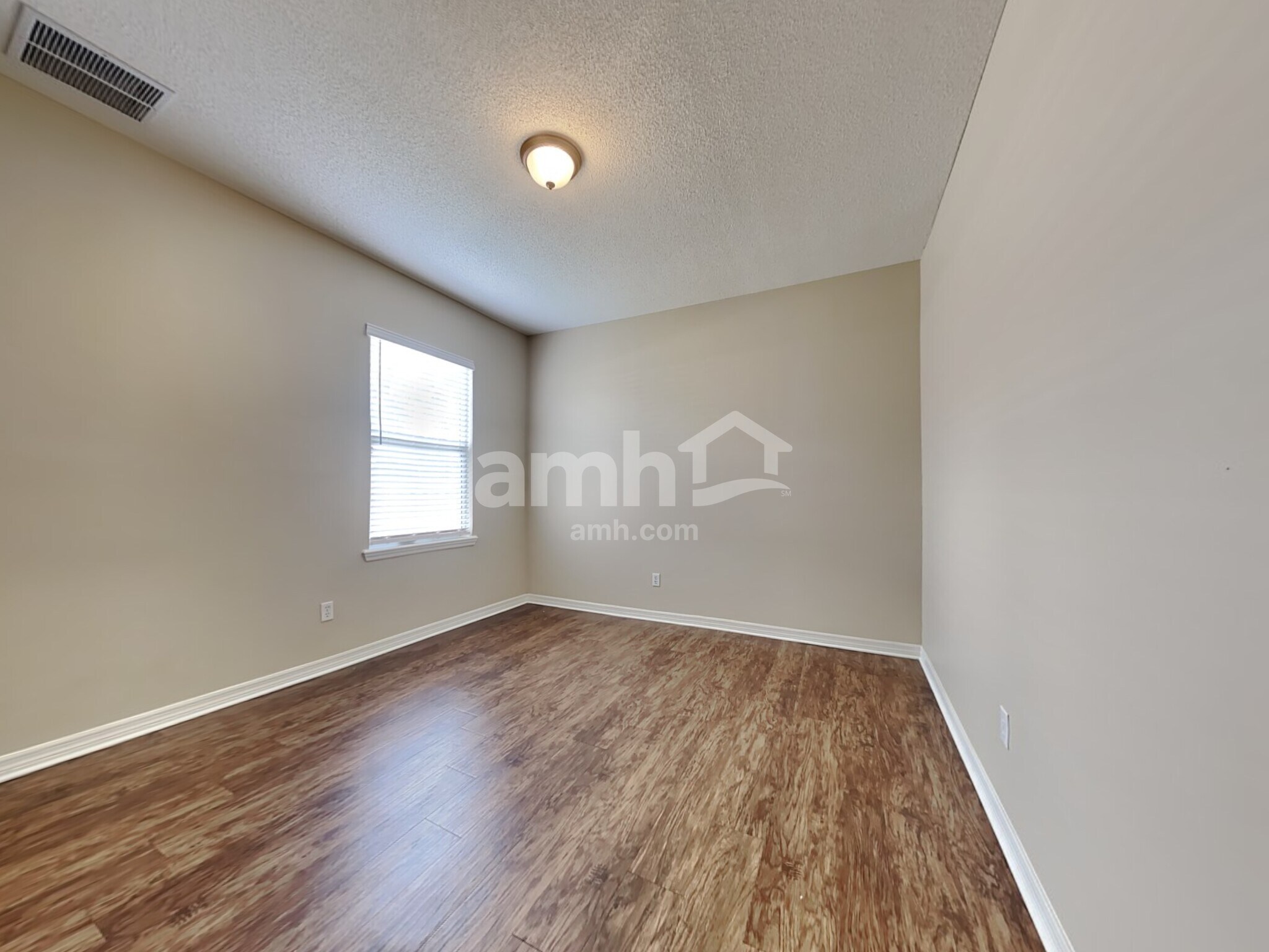 Building Photo - 3634 Meadowgreen Ln