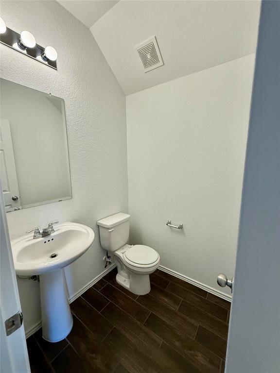 Building Photo - 1529 W Kerr Pass