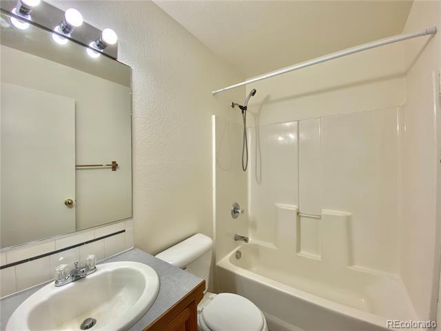 Building Photo - 950 52nd Ave Ct