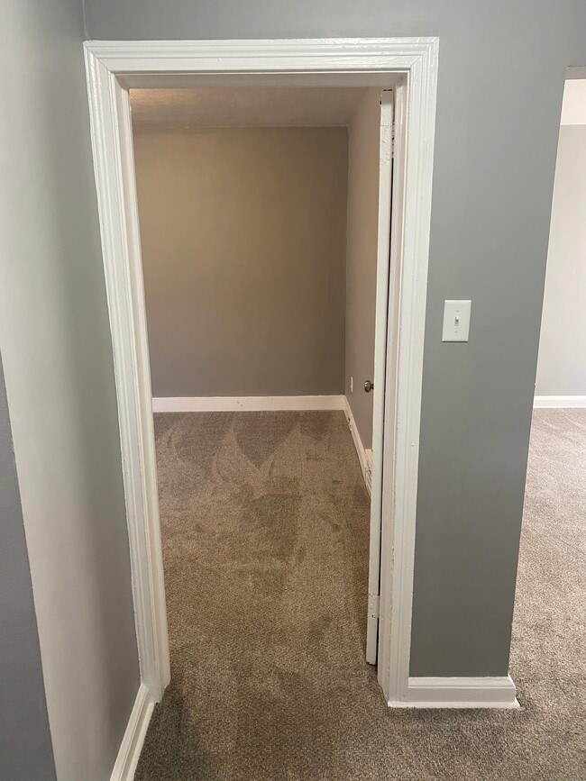 Primary Bedroom - 503 Greenhill Ave