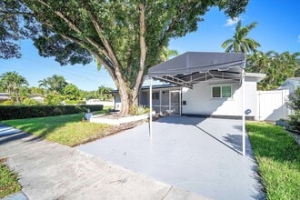 Building Photo - Beautiful Hollywood home in quiet neighborhood