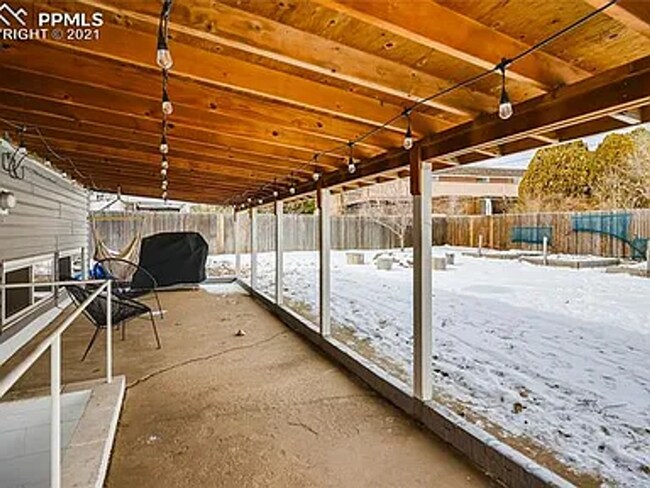 Building Photo - Charming Colorado Springs Home – Spacious ...