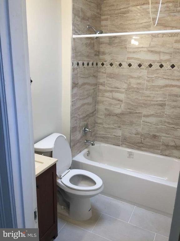 Building Photo - 1335 T St SE