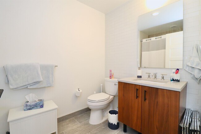 Building Photo - 10 Provost St