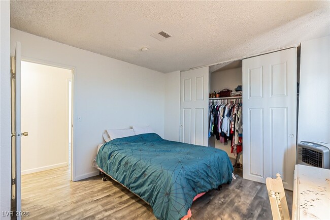 Building Photo - 5168 Garden Ln