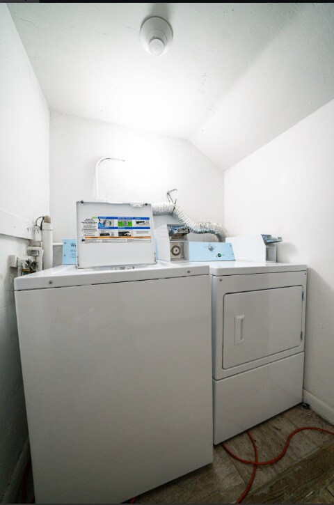 Building Photo - 52 Fenway