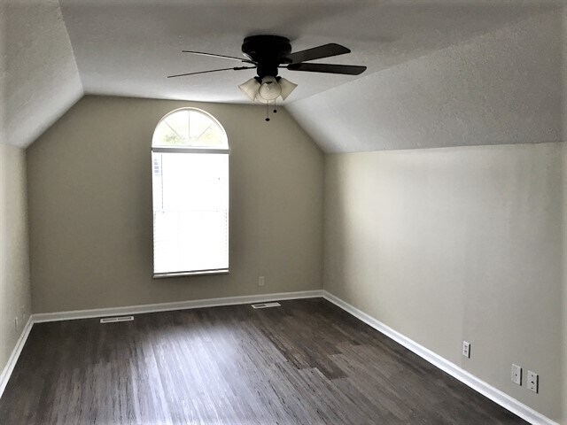 Building Photo - 8424 Foxworth Trl