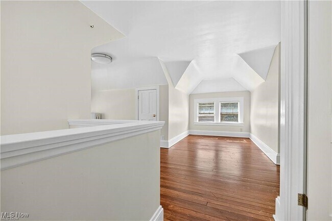 Building Photo - 3025 Meadowbrook Blvd