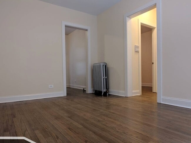 Building Photo - 2643 N Spaulding Ave