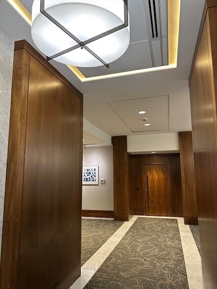 Building Photo - 6 Whittier Pl