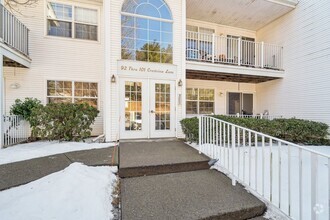 Building Photo - 95 Crestview Ln