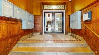 Building Photo - 307 Dolphin St