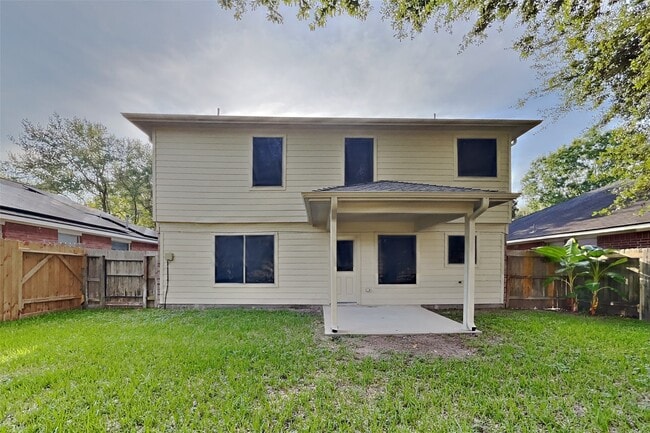 Building Photo - 32334 Summer Park Ln