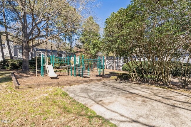 Building Photo - 7706 Falcon Rest Cir