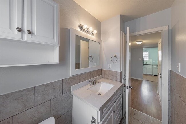 Building Photo - 3603 Murworth Dr
