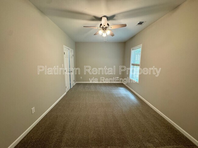 Building Photo - 5745 Banner Blvd