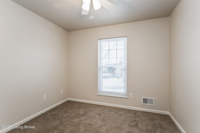 Building Photo - 8509 Gainsborough Dr