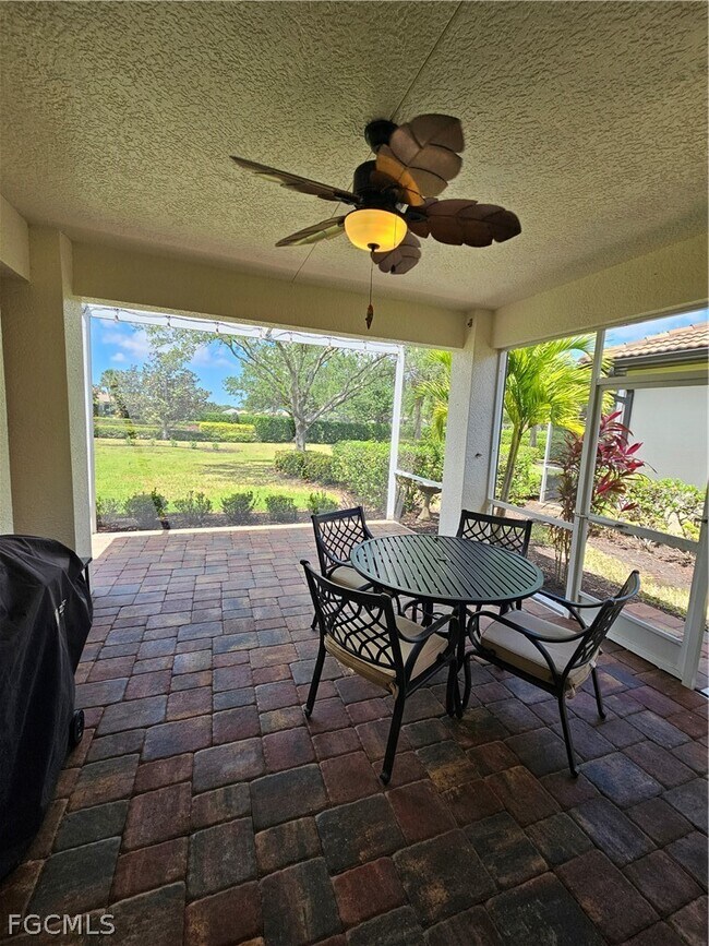 Building Photo - 10518 Avila Cir