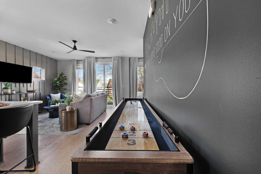 Building Photo - 1308 Montgomery Ave