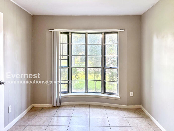 Building Photo - 14419 Roundstone Ln
